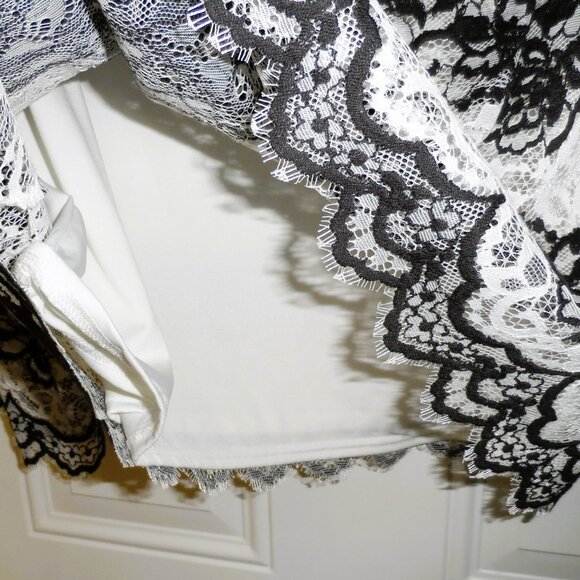 Isaac Mizrahi- Black and white blouse long sleeves - size M , NEW - Picture 9 of 12